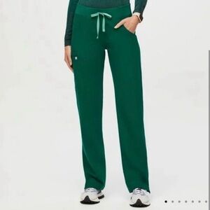Figs Scrub Pants in Hunter Green, size SMALL